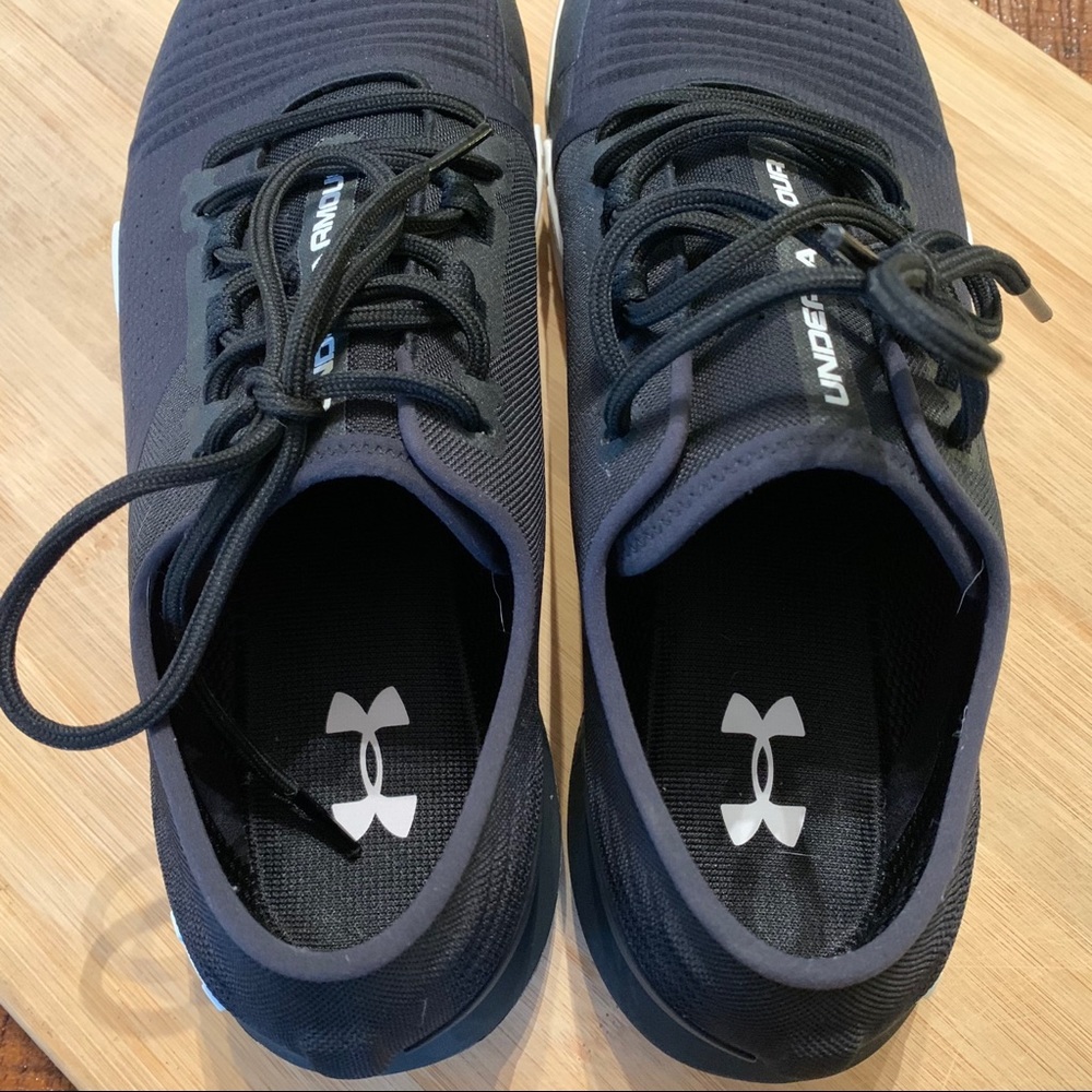 Under Armor UA TRIBASE men 10.5 cross training - Picture 2 of 9